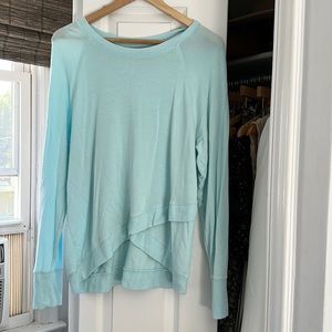 Large Athleta light blue Pullover